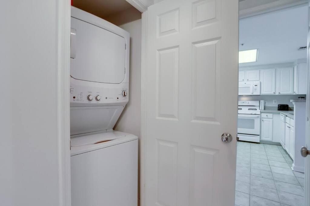 Fantastic 1 Bedroom Condo At Ballston With Gym 알링턴 외부 사진