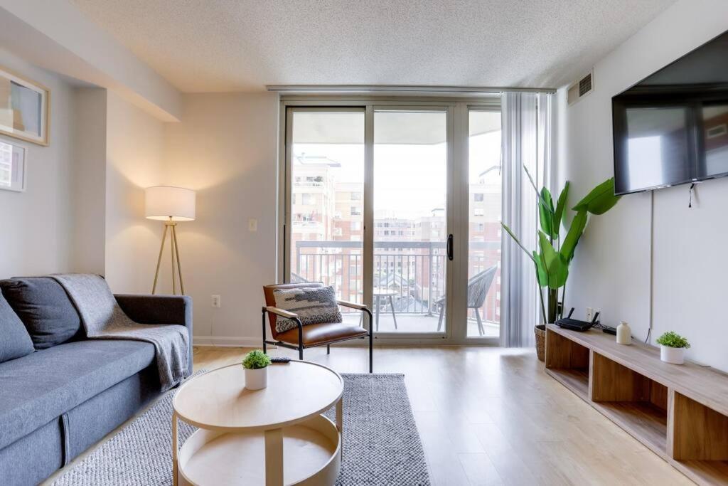 Fantastic 1 Bedroom Condo At Ballston With Gym 알링턴 외부 사진