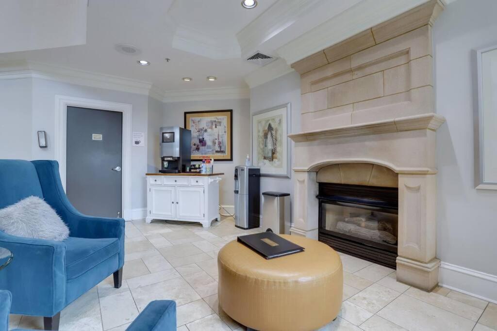 Fantastic 1 Bedroom Condo At Ballston With Gym 알링턴 외부 사진